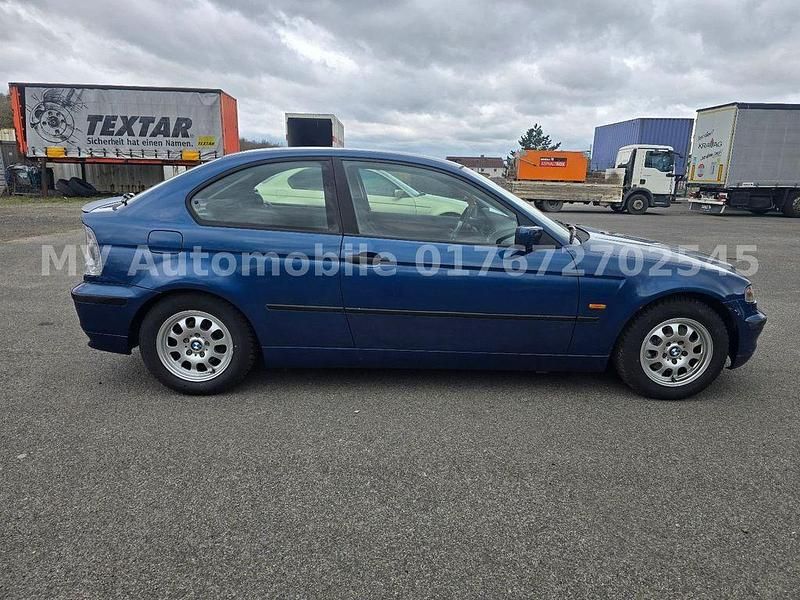 Usado BMW 316 116 HP (85 kW) 2001 Azul Sedan
