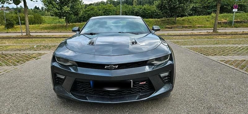 Grau Gebraucht 2017 Chevrolet Camaro Coupé | 37.999 € (Guter Preis) - Bild 1/4