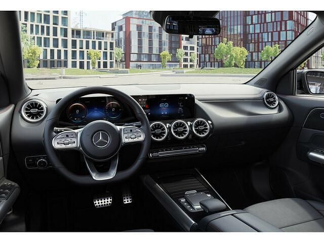 Gebraucht Mercedes EQA250 Advanced Plus 139 kW (190 PS) 2023 Grau / mountaingrau SUV