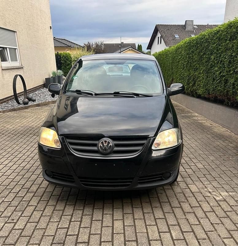 Schwarz Gebraucht 2008 VW Fox Kleinwagen | 600 € (Guter Preis) - Bild 1/4