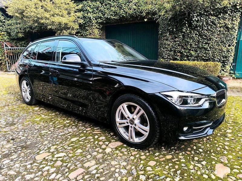 Gebraucht BMW 340 326 PS (239 kW) 2017 Schwarz Kombi