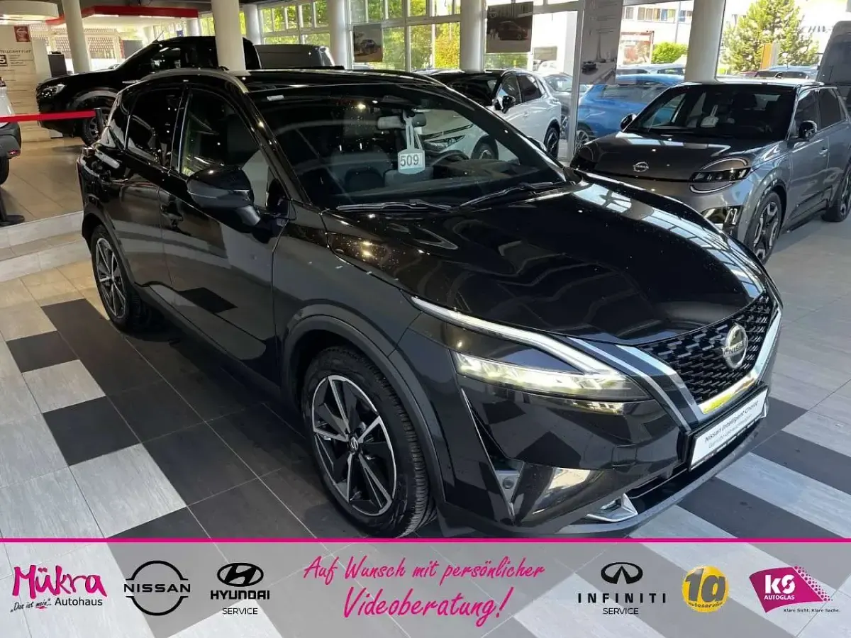 Gebraucht Nissan Qashqai Tekna 158 PS (116 kW) 2022 Schwarz SUV