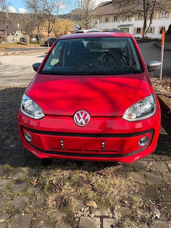 Second-hand VW up! Edition 75 CP (55 kW) 2014 Roșu Hatchback