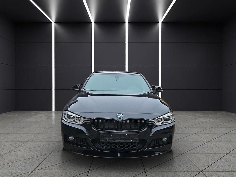 Schwarz Gebraucht 2018 BMW 340 Performance Limousine | 28.666 € (Guter Preis) - Bild 1/4