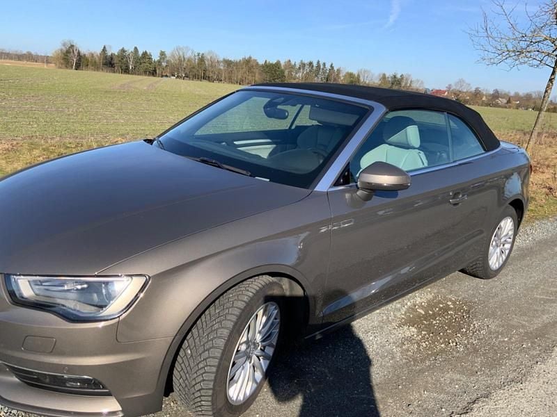 Gebraucht Audi A3 Cabriolet Ambiente 150 PS (110 kW) 2015 Grau Cabrio