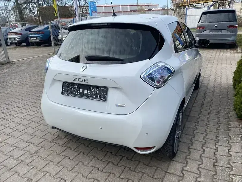 Gebraucht Renault Zoe Intens 67 kW (92 PS) 2017 Weiß Kleinwagen