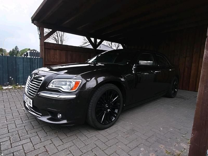Gebraucht Lancia Thema 239 PS (175 kW) 2012 Braun Limousine