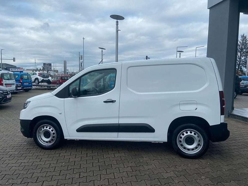 Gebraucht Toyota Proace 102 PS (75 kW) 2022 Ice white Van / Kleinbus