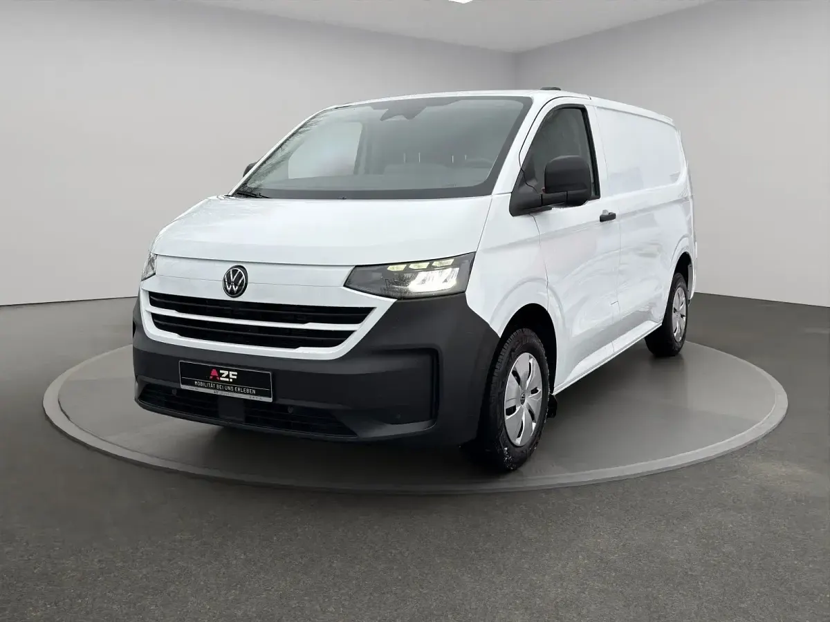 Neu VW T7 110 PS (80 kW) 2025 Clear white Van