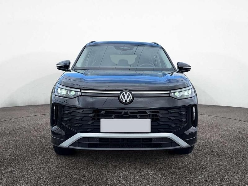 Gebraucht VW Tayron Life 193 PS (141 kW) 2025 Grenadillschwarz SUV
