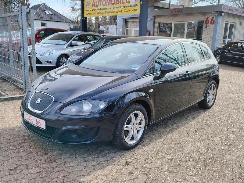 Schwarz Gebraucht 2011 Seat Leon Ecomotive Limousine | 3.990 € (Fairer Preis) - Bild 1/4