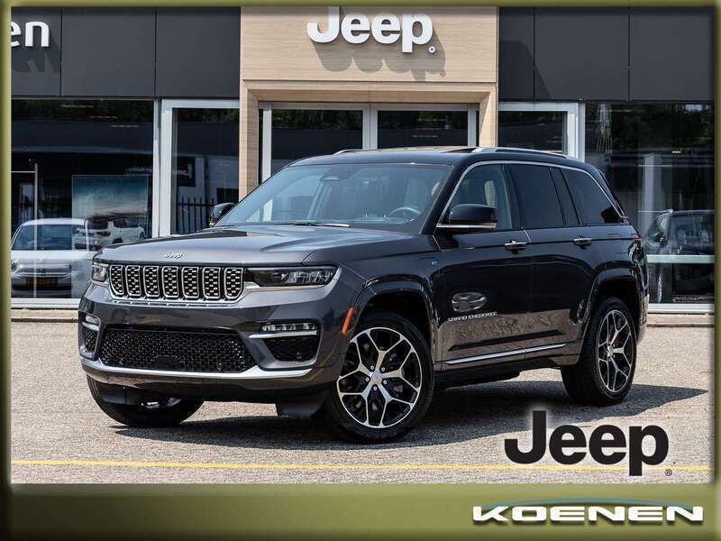 Baltic grey mit schwarz dach Gebraucht 2023 Jeep Grand Cherokee Summit SUV | 94.900 € - Bild 1/4