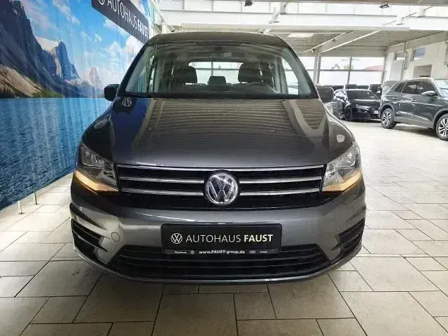 Gebraucht VW Caddy Comfortline 125 PS (91 kW) 2018 Grau metallic Van / Kleinbus