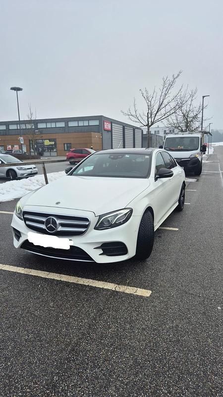 Gebraucht Mercedes E400 340 PS (250 kW) 2018 Weiß Limousine