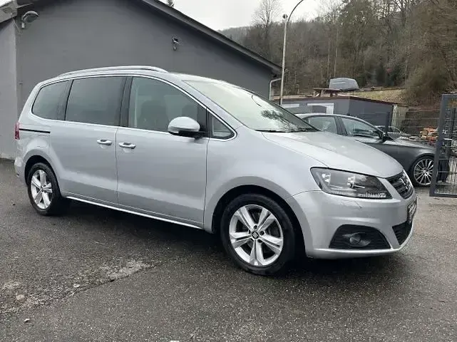 Gebraucht Seat Alhambra 184 PS (135 kW) 2017 Silber Van / Kleinbus