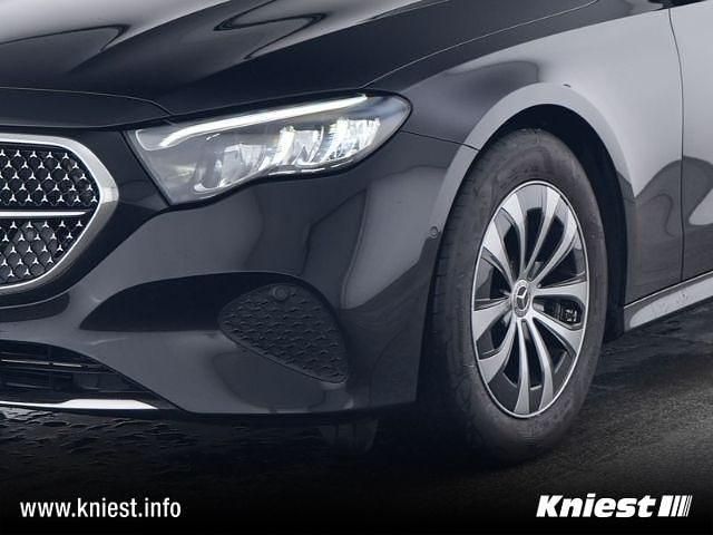 Gebraucht Mercedes E220 Advanced 220 PS (161 kW) 2023 Schwarz Limousine