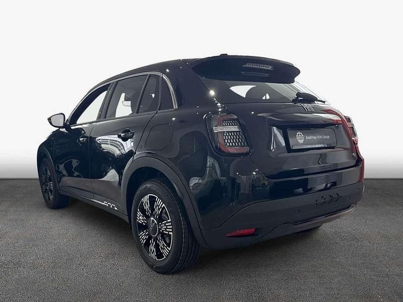 Gebraucht Fiat 600E Red 114 kW (156 PS) 2025 Schwarz Limousine