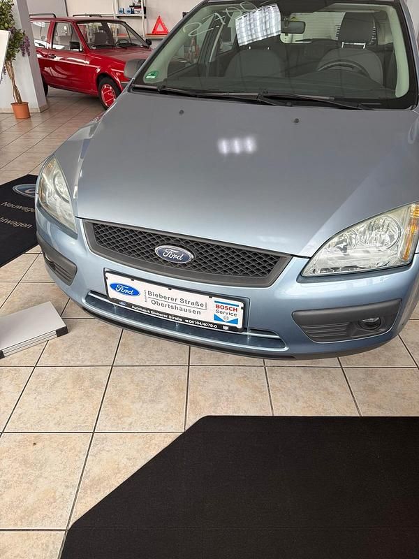 Gebraucht Ford Focus Fun X 145 PS (106 kW) 2006 Blau Kombi