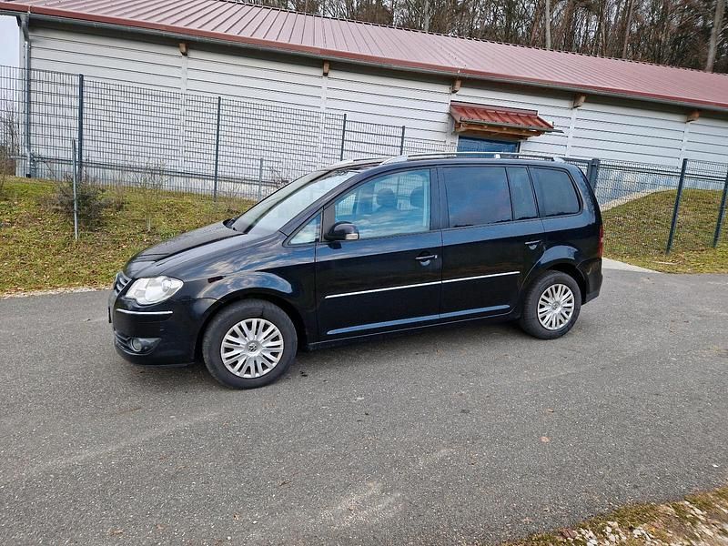 Gebraucht VW Touran Highline 140 PS (102 kW) 2008 Schwarz Van / Kleinbus