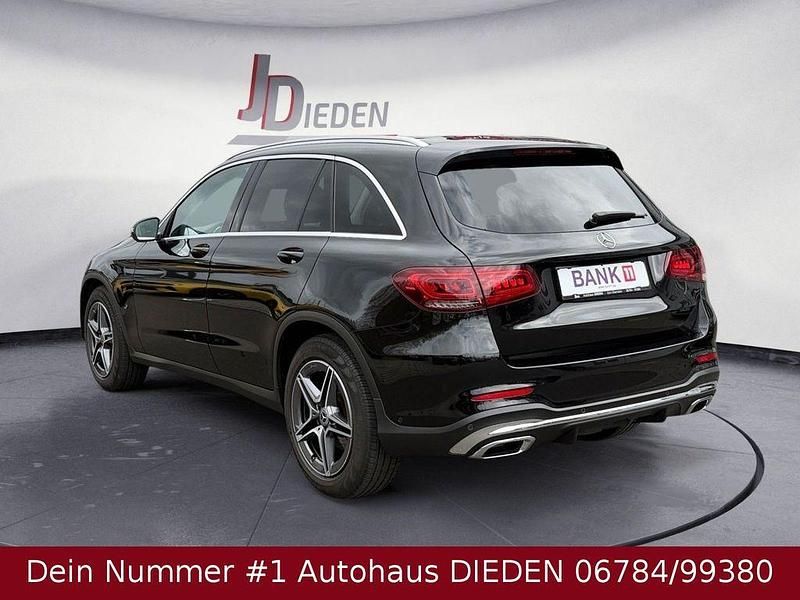 Gebraucht Mercedes GLC200 211 PS (155 kW) 2019 Schwarz SUV