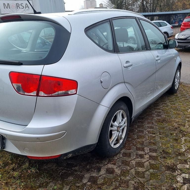 Gebraucht Seat Altea 125 PS (91 kW) 2013 Silber Van / Kleinbus