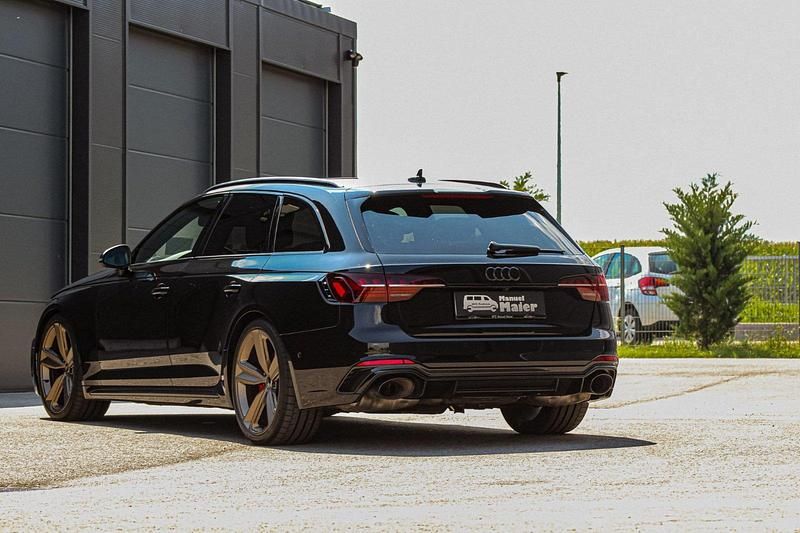 Gebraucht Audi RS4 Design 450 PS (330 kW) 2022 Schwarz Kombi