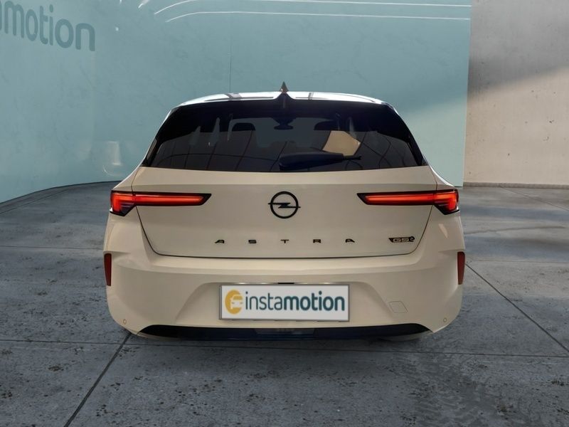 Gebraucht Opel Astra GSe 181 PS (133 kW) 2023 Weiß Limousine