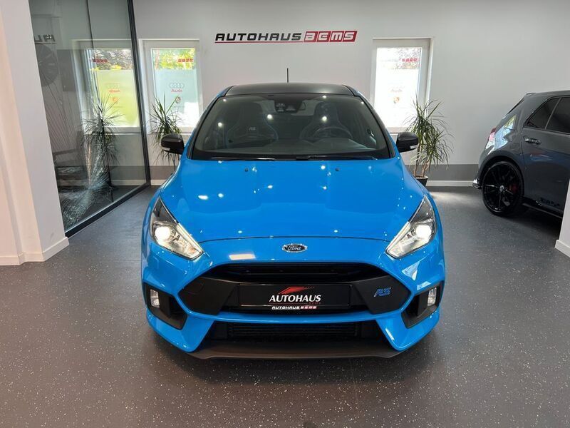 Blau Gebraucht 2018 Ford Focus RS Limousine | 41.450 € - Bild 1/4