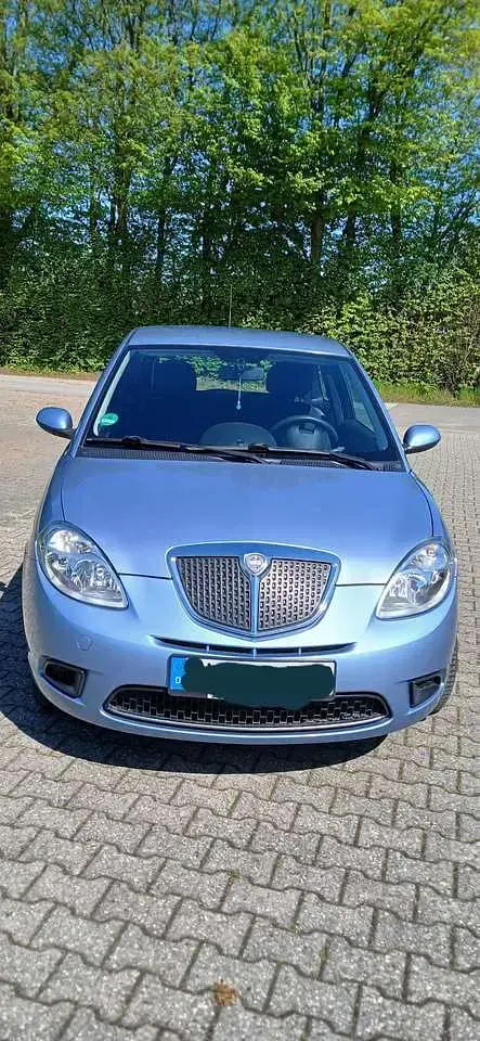 Brugt Lancia Ypsilon 60 HK (44 kW) 2009 Blå Hatchback