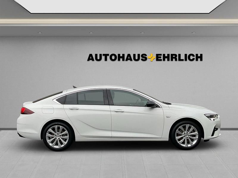 Gebraucht Opel Insignia Business Elegance 170 PS (125 kW) 2021 Weiß Limousine