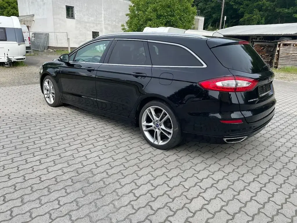 Gebraucht Ford Mondeo Business Edition 179 PS (131 kW) 2016 Schwarz Limousine