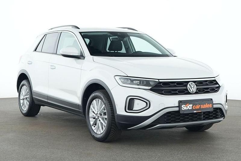 Weiß Gebraucht 2024 VW T-Roc Life SUV | 20.770 € (Guter Preis) - Bild 1/4