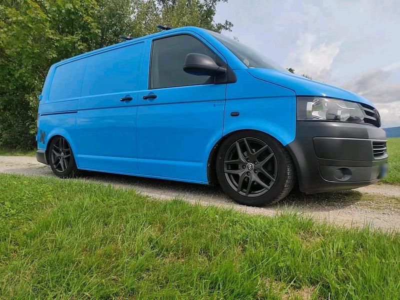 Gebraucht VW Transporter 102 PS (75 kW) 2014 Blau Van
