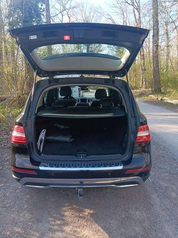 Gebraucht Mercedes ML350 258 PS (189 kW) 2014 SUV