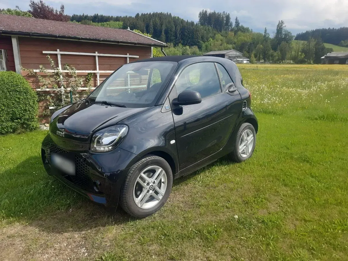 Gebraucht Smart ForTwo Coupé 60 kW (82 PS) 2020 Schwarz Coupé