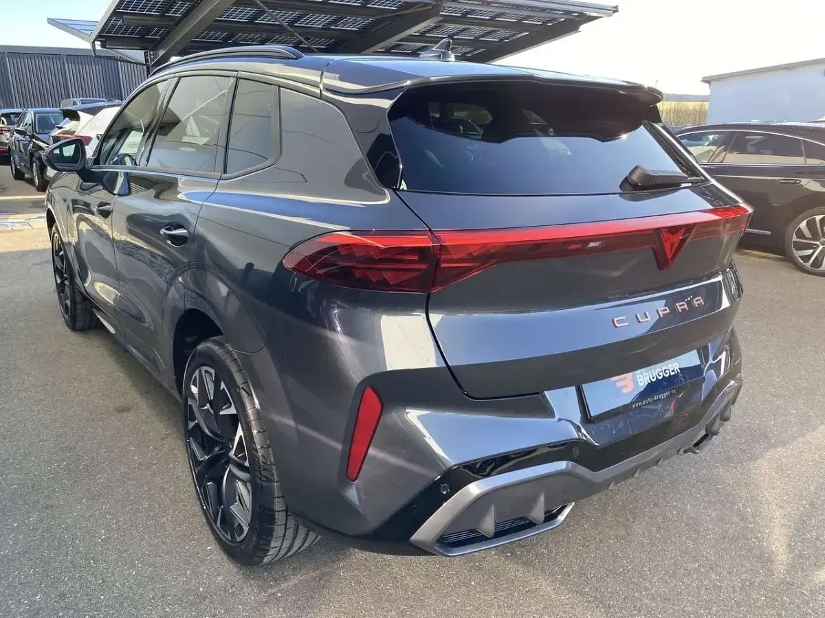 Ny Cupra Terramar VZ 265 HK (194 kW) 2026 Grå SUV