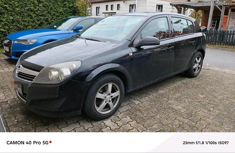 Schwarz Gebraucht 2009 Opel Astra Kleinwagen | 1.050 € (Guter Preis) - Bild 1/4