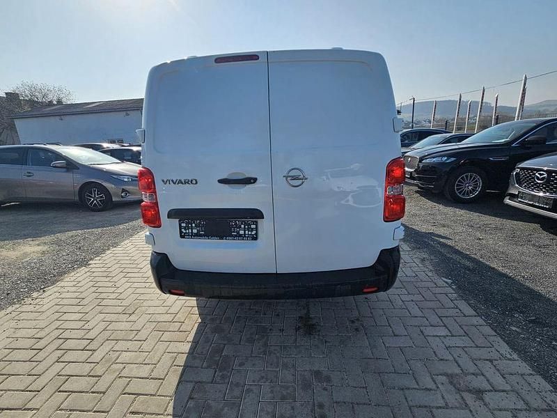 Gebraucht Opel Vivaro Edition 122 PS (89 kW) 2021 Weiß Van / Kleinbus