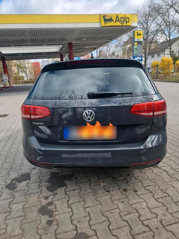 Gebraucht VW Passat 150 PS (110 kW) 2015 Grau Kombi