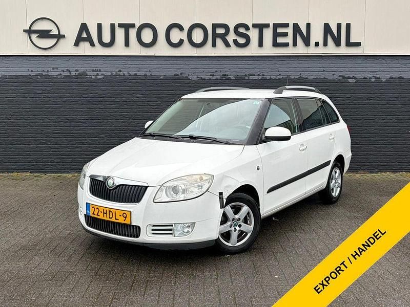 Weiß Gebraucht 2008 Skoda Fabia Kombi | 1.145 € - Bild 1/4