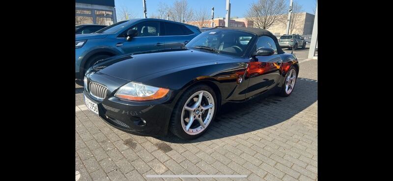Schwarz Gebraucht 2003 BMW Z4 Performance Cabrio | 6.990 € (Superpreis) - Bild 1/4