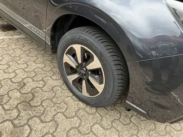 Gebraucht Subaru Forester 150 PS (110 kW) 2017 Grau SUV