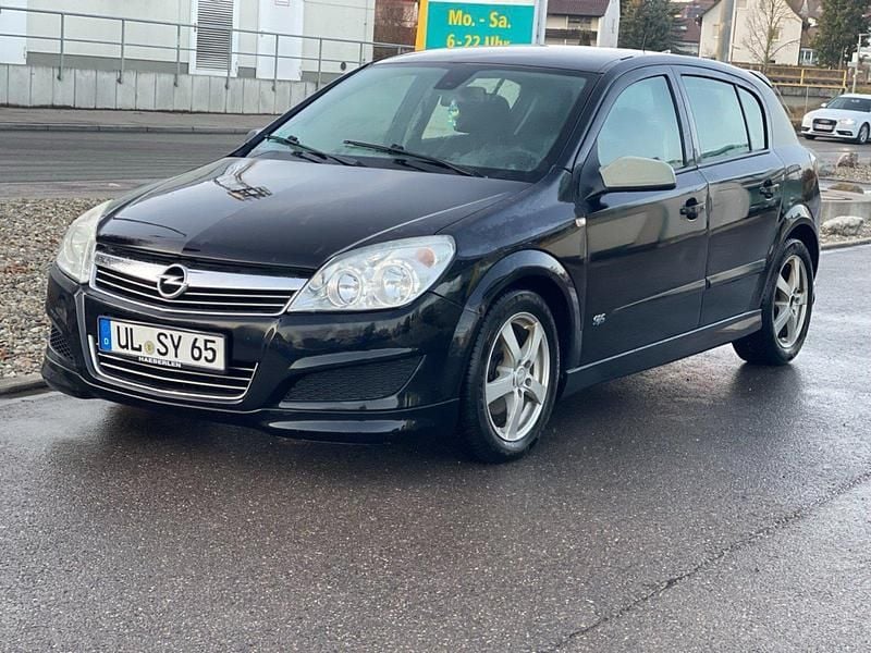 Schwarz Gebraucht 2009 Opel Astra OPC Limousine | 2.500 € (Fairer Preis) - Bild 1/4