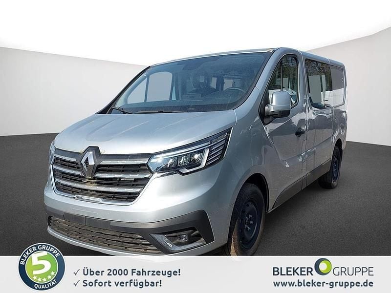 Gebraucht Renault Trafic Komfort 150 PS (110 kW) 2024 Highland grey Van / Kleinbus