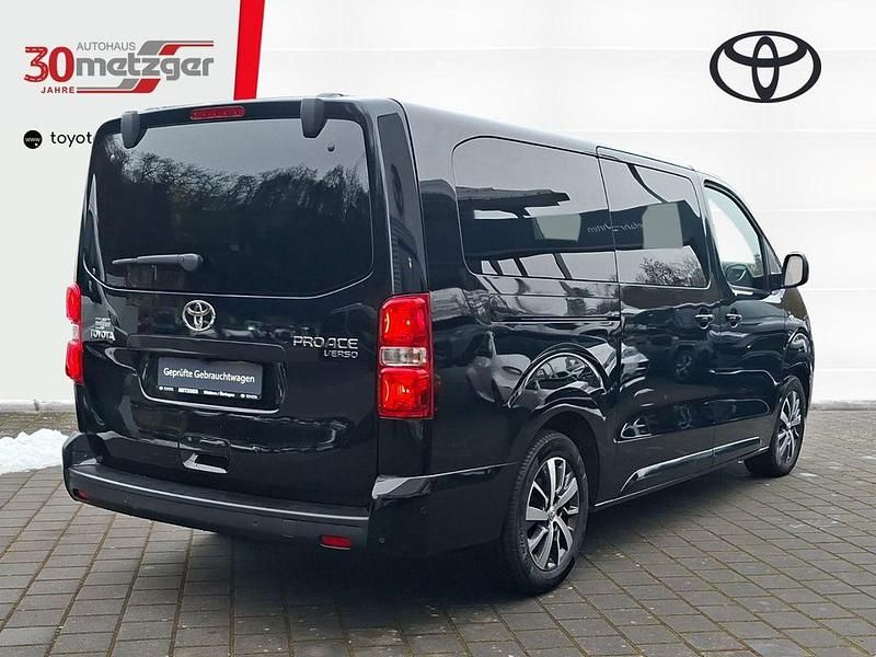 Gebraucht Toyota Proace Verso Team 178 PS (130 kW) 2024 Schwarz Kombi