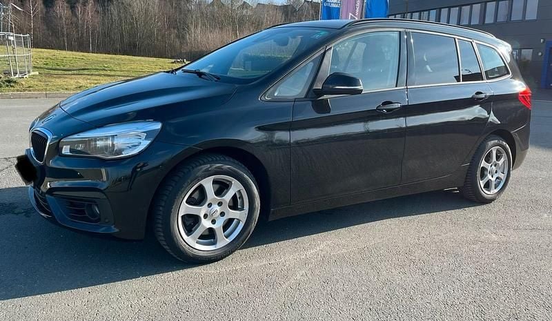 Gebraucht BMW 218 140 PS (102 kW) 2018 Schwarz Kombi