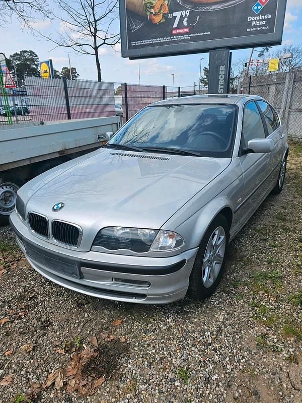 Gebraucht BMW 320 170 PS (125 kW) 2002 Silber Limousine