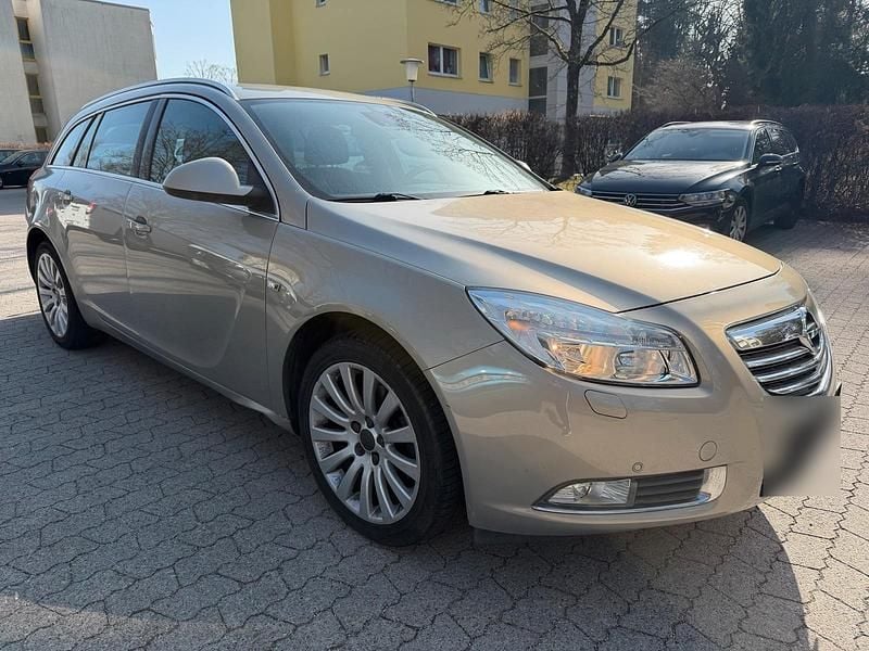 Gebraucht Opel Insignia 160 PS (117 kW) 2009 Silber Kombi