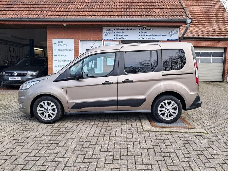 Gebraucht Ford Tourneo Connect Trend 120 PS (88 kW) 2018 Silber Van / Kleinbus