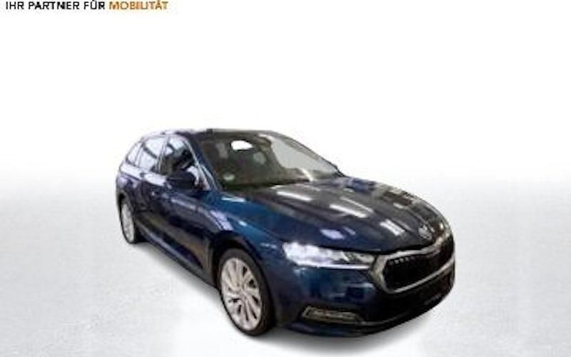 Blau Gebraucht 2021 Skoda Octavia Style Kombi | 21.845 € (Fairer Preis) - Bild 1/3